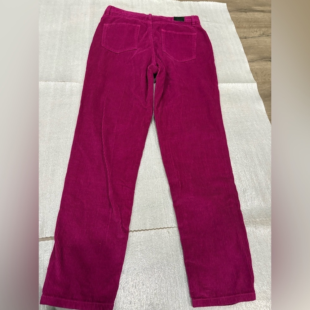 [W27Ins28”]BDG Mom High Rise Vibrant Pink Corduroy Pants - Picture 4 of 7